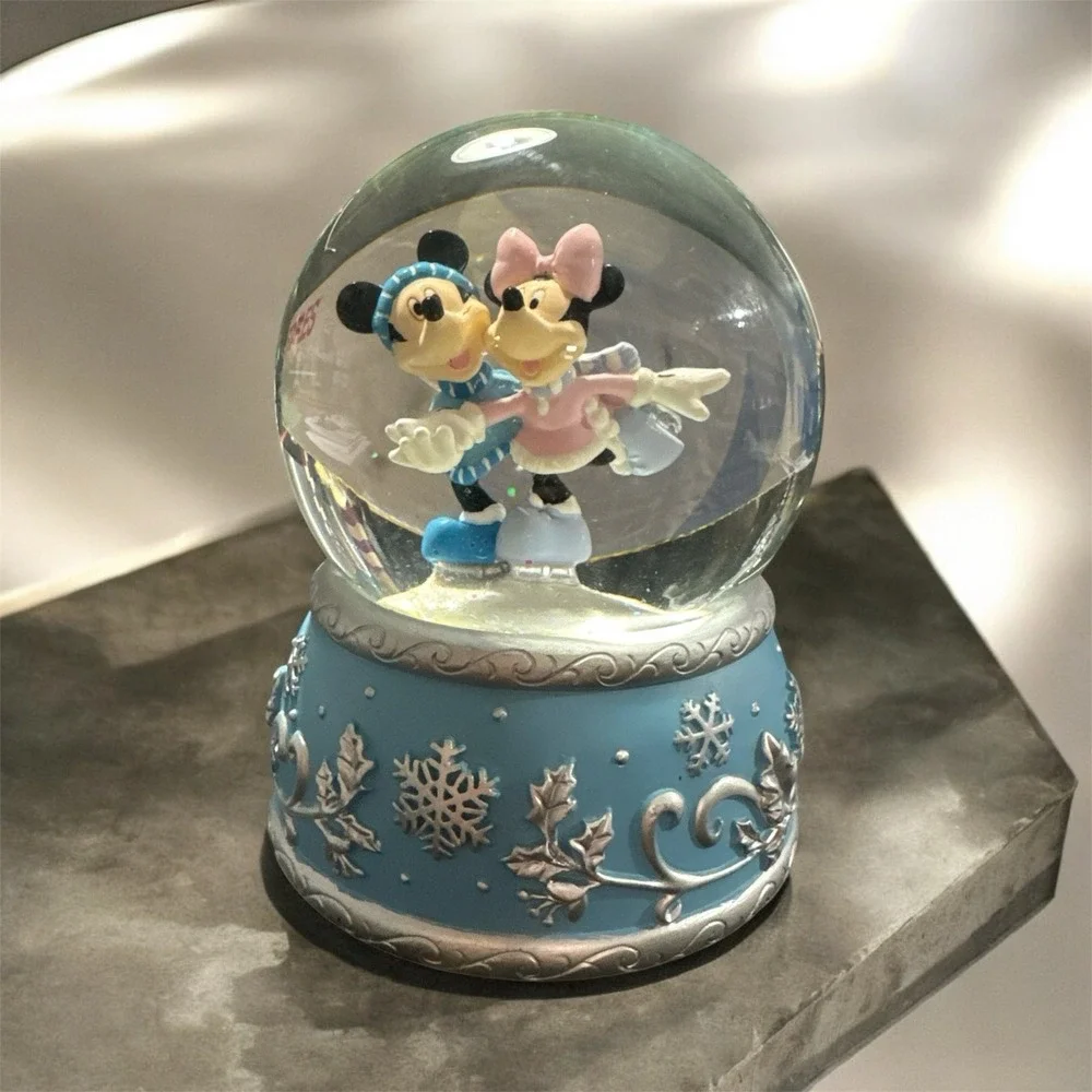 Disney Showcase Precious Moments 131704 